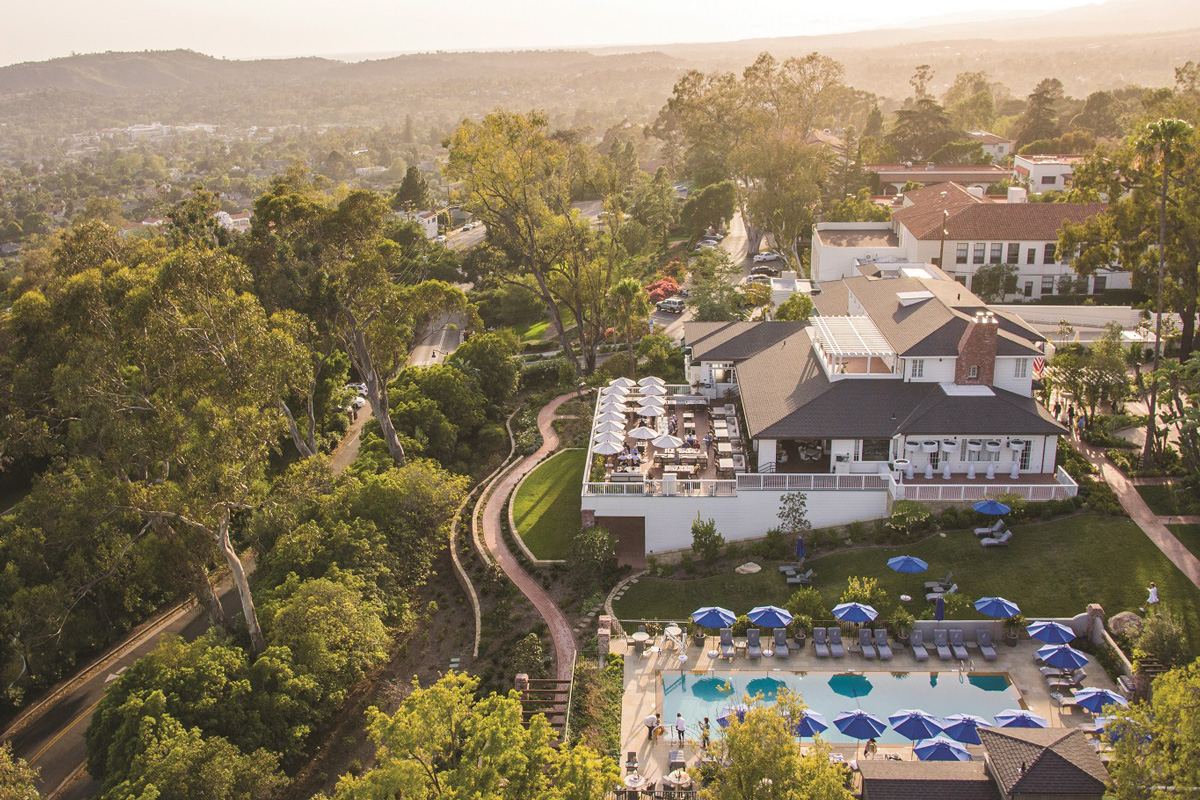 This iconic luxury hotel has been meticulously restored to capture all the romance and glamour that endeared it to both the local Santa Barbara community and visitors alike.